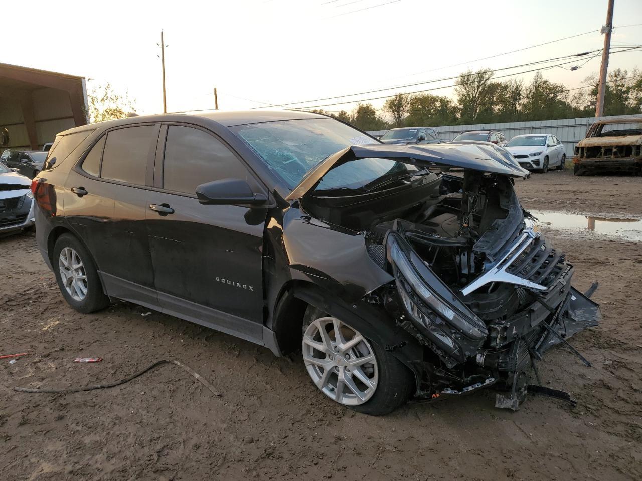 2024 Chevrolet Equinox Ls - zdjęcie 4