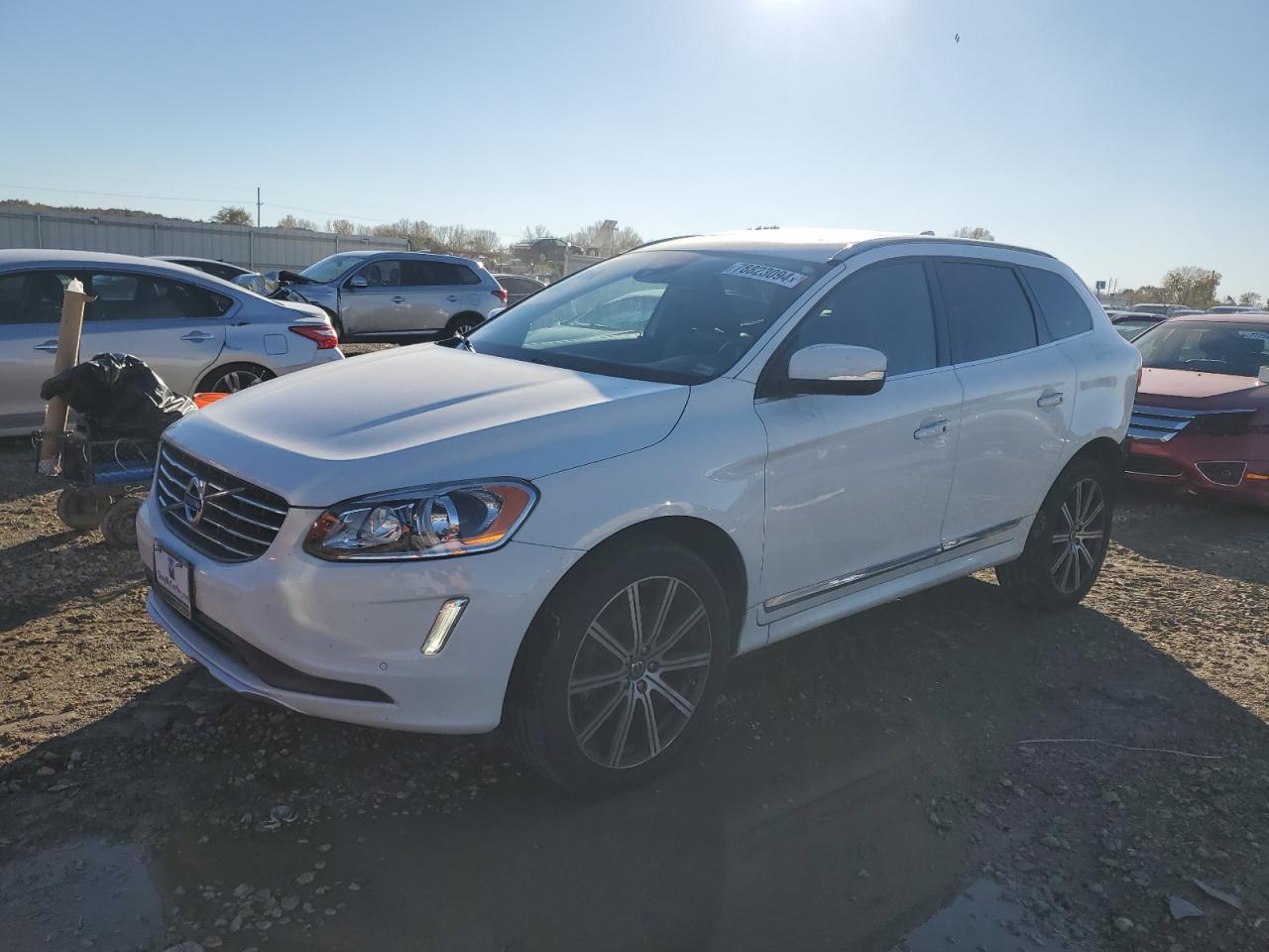 2015 Volvo Xc60 T6 Platinum - zdjęcie główne