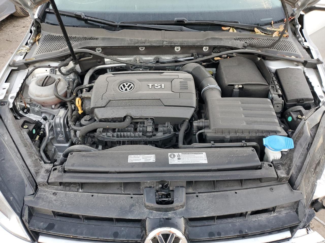 2016 Volkswagen Golf Sportwagen S - zdjęcie 12
