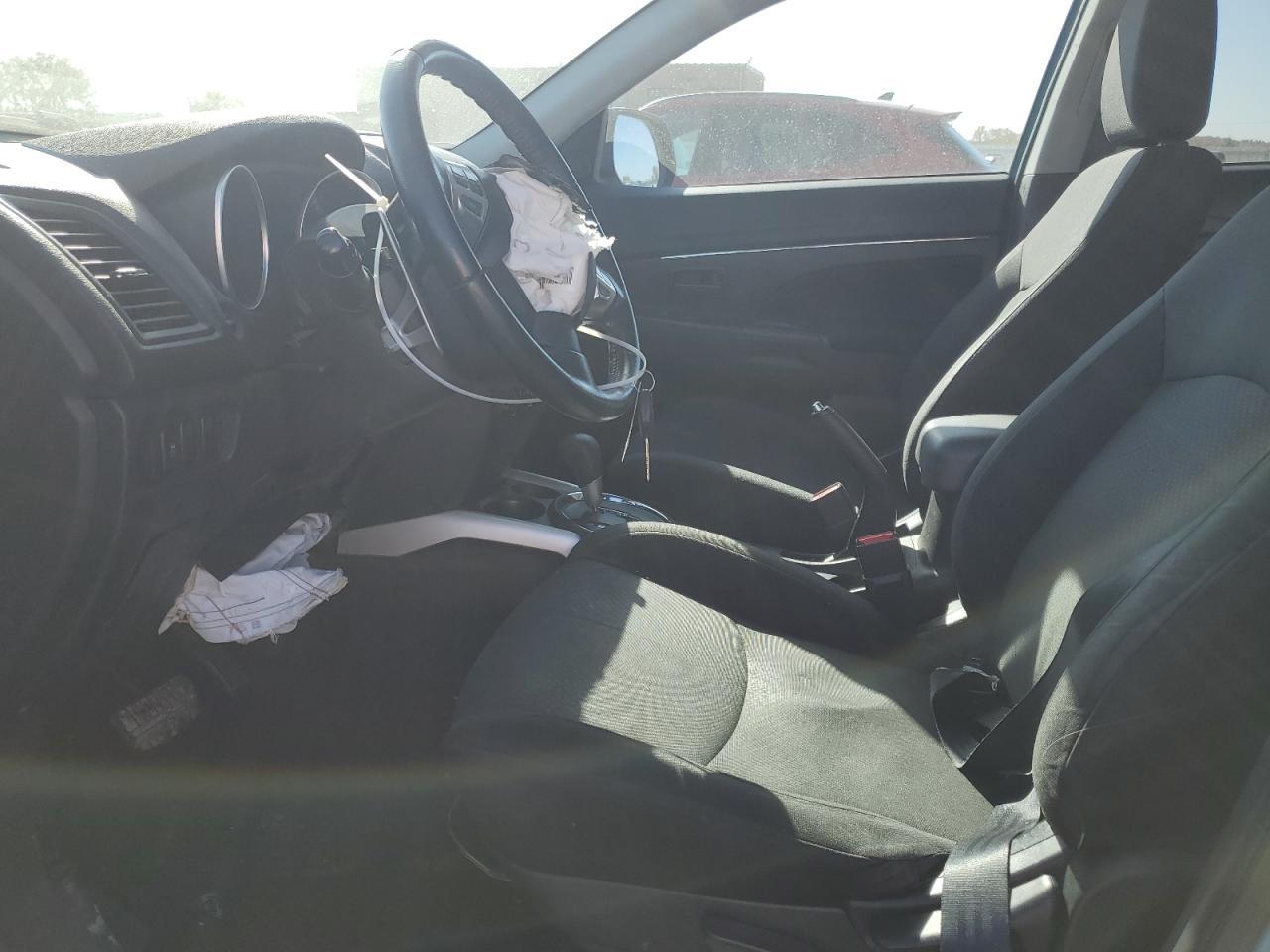 2013 Mitsubishi Outlander Sport Es - zdjęcie 7