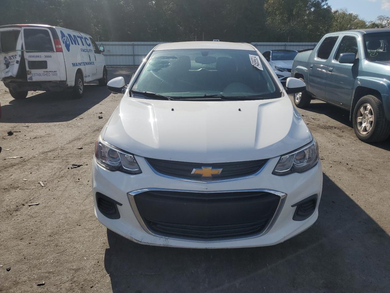 2017 Chevrolet Sonic - zdjęcie 5
