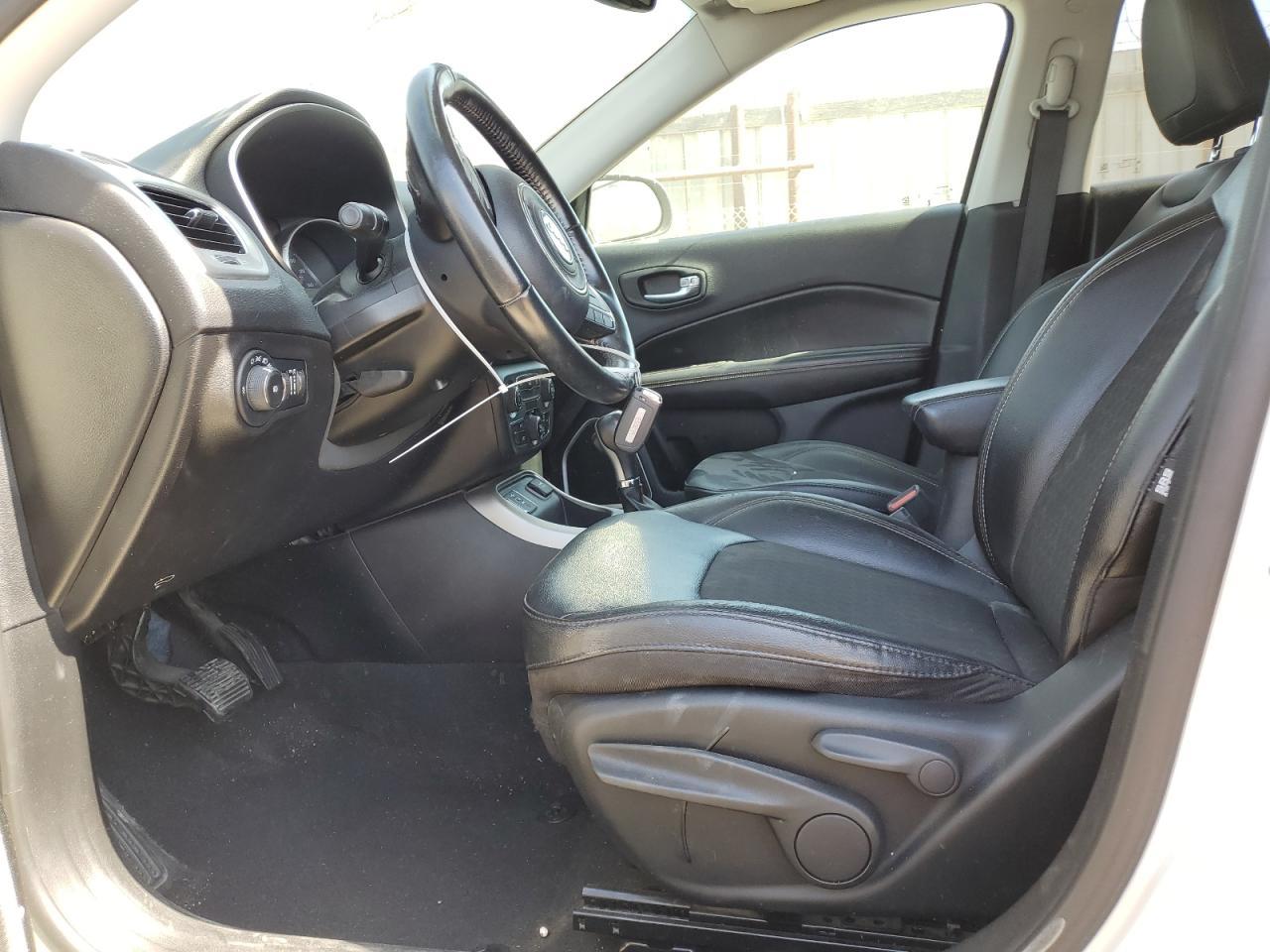 2020 Jeep Compass Latitude - zdjęcie 7