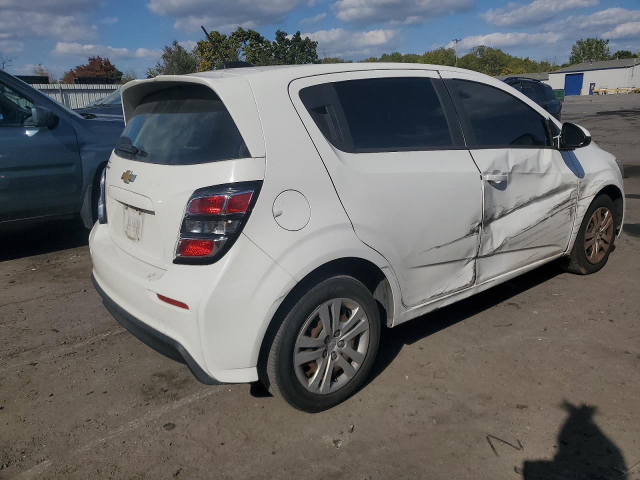 2017 Chevrolet Sonic - zdjęcie 3