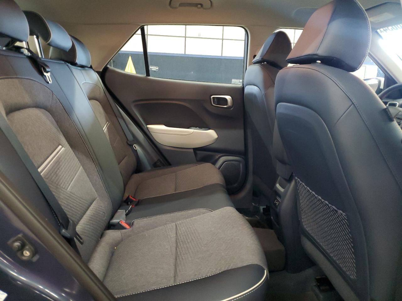 2024 Hyundai Venue Sel - zdjęcie 10