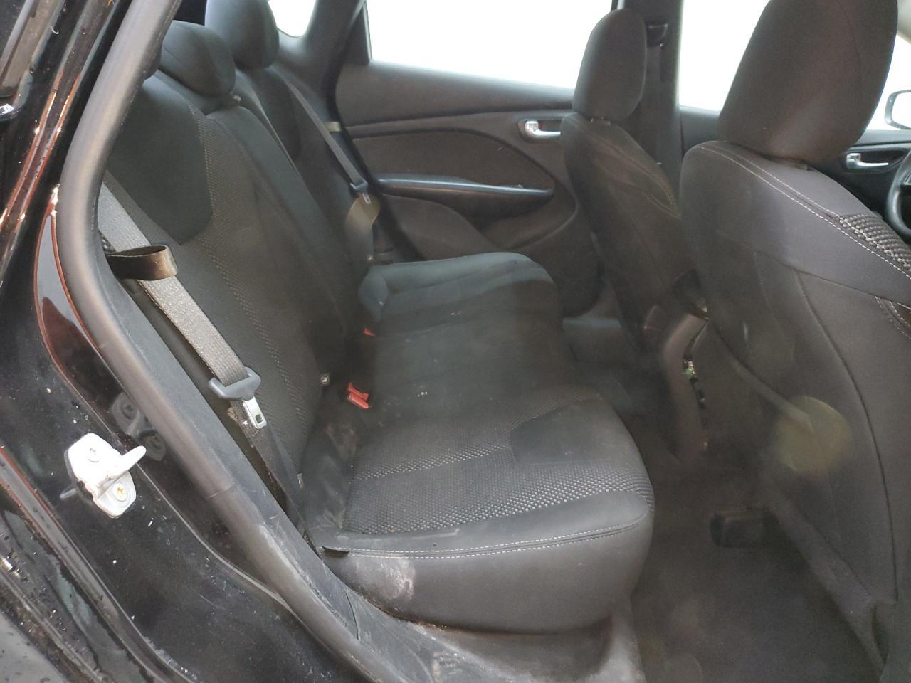 2016 Dodge Dart Sxt - zdjęcie 10