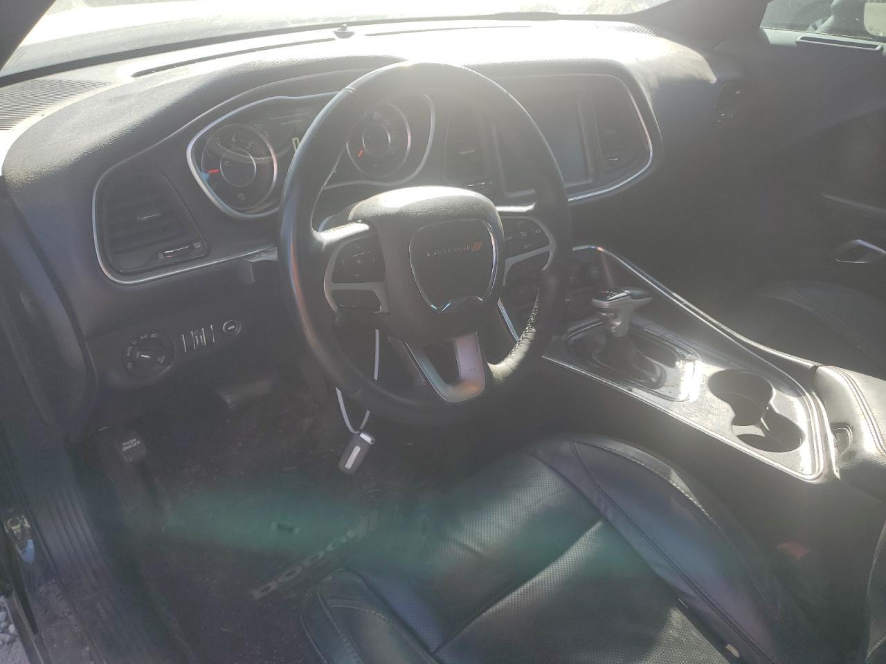 2016 Dodge Challenger Sxt - zdjęcie 8