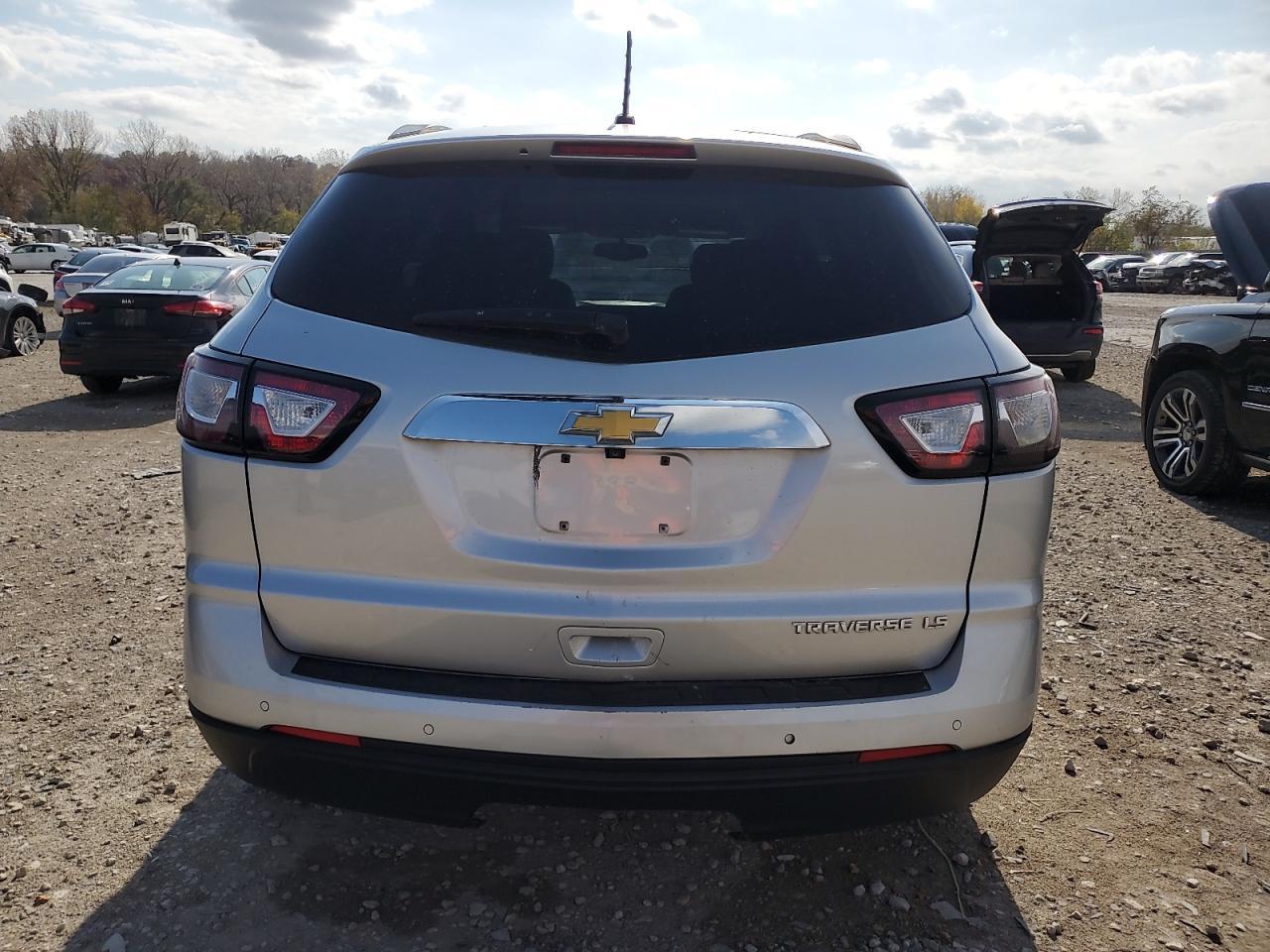2015 Chevrolet Traverse Ls - zdjęcie 6