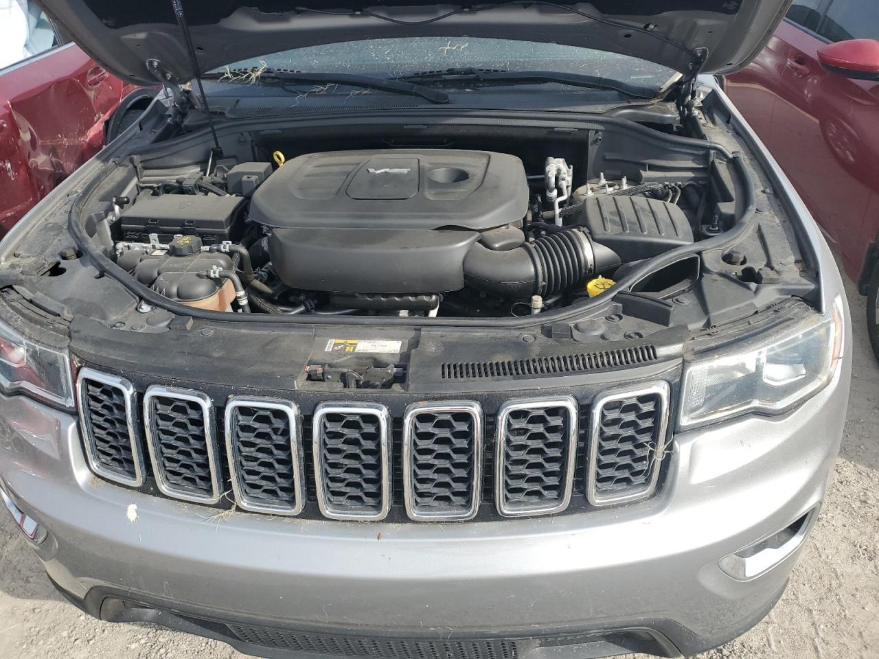 2017 Jeep Grand Cherokee Laredo - zdjęcie 11
