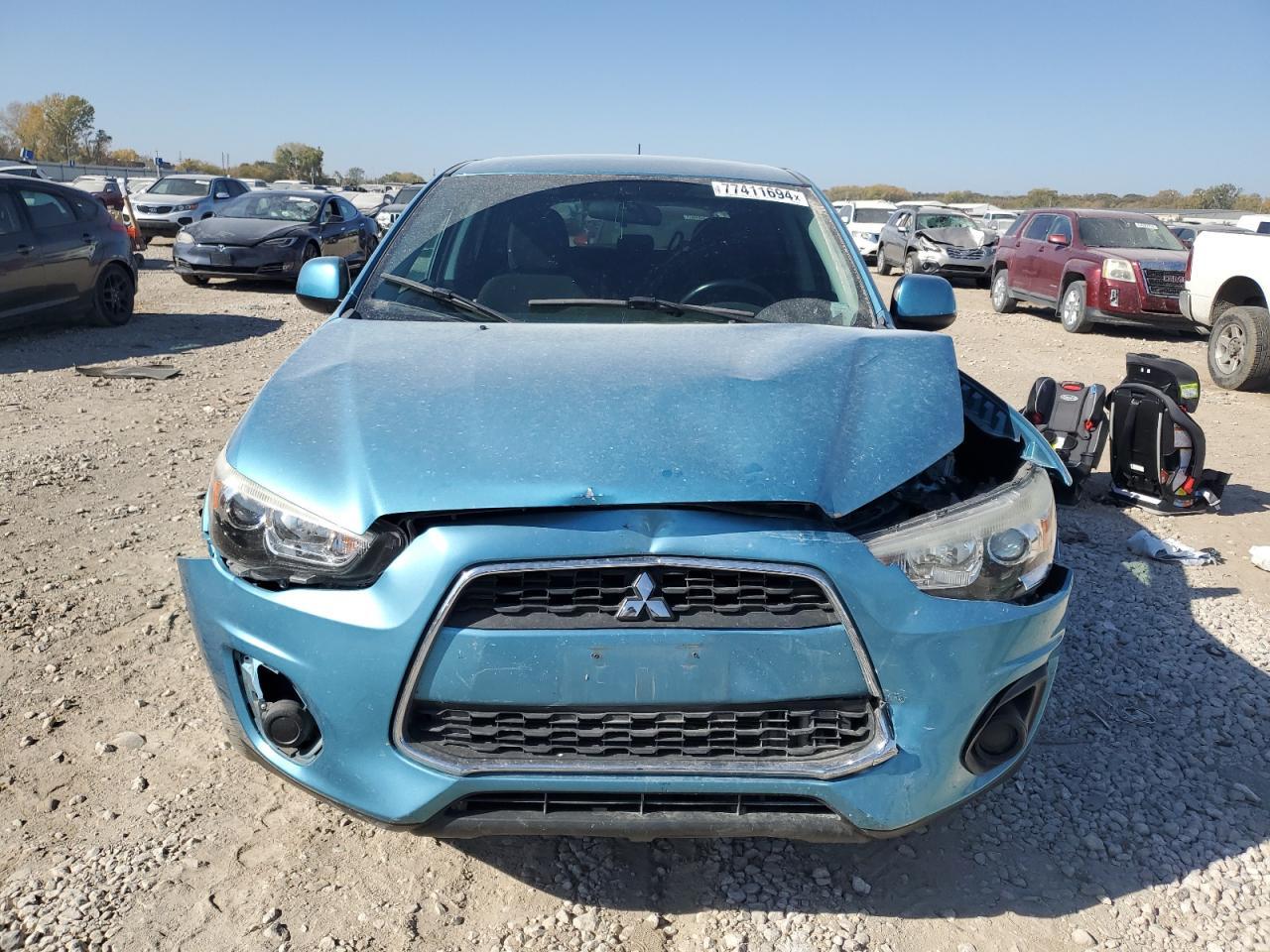 2013 Mitsubishi Outlander Sport Es - zdjęcie 5