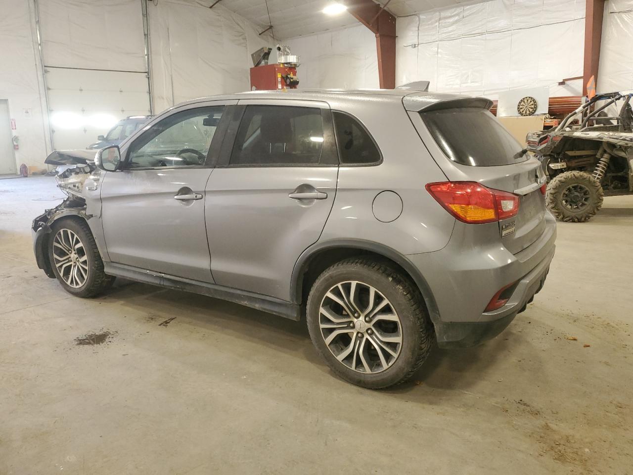 2019 Mitsubishi Outlander Sport Es - zdjęcie 2