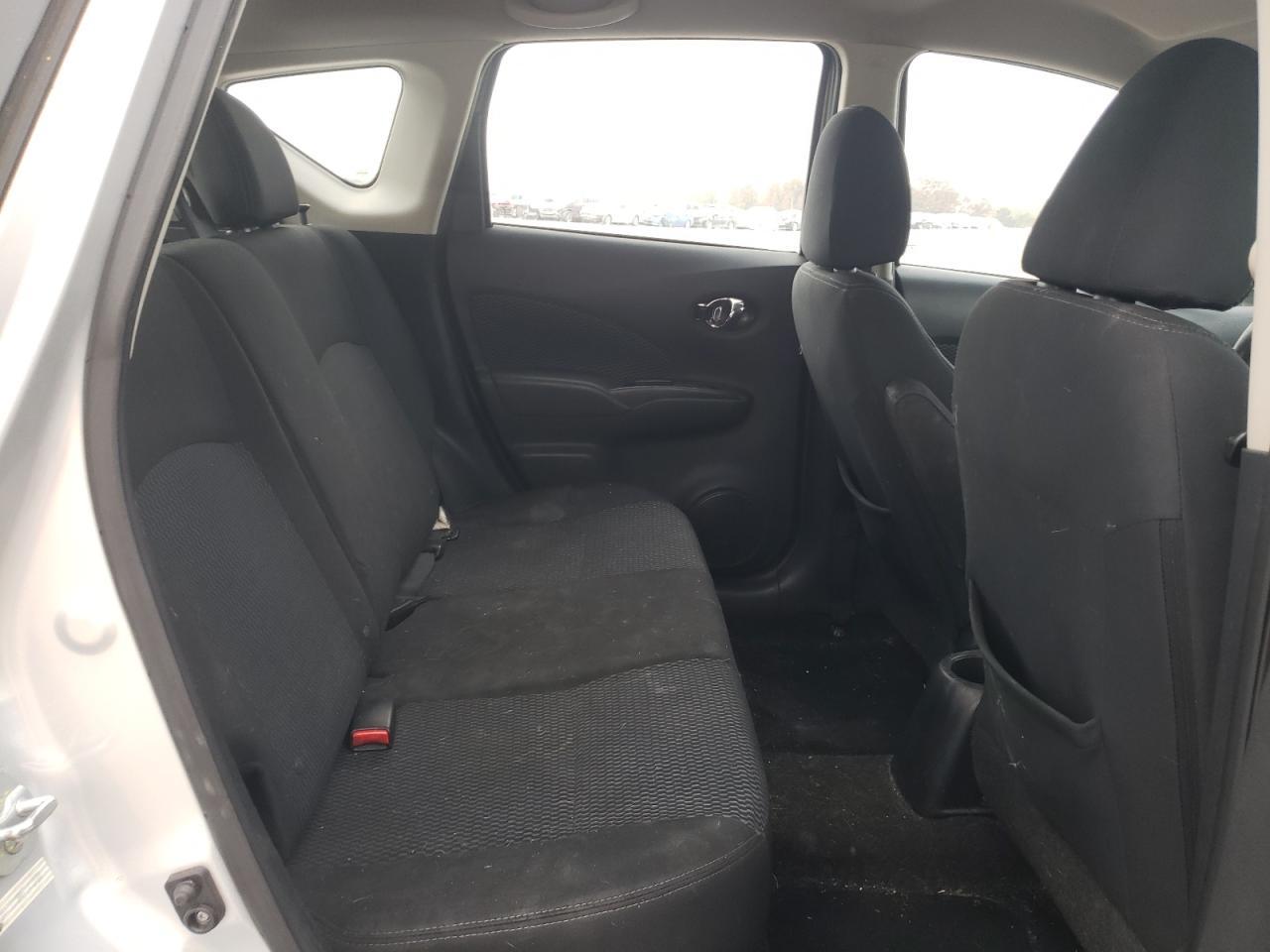2015 Nissan Versa - zdjęcie 10