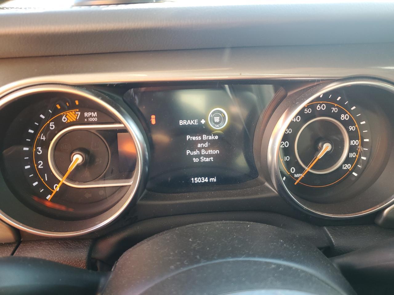 2023 Jeep Wrangler Sahara - zdjęcie 9