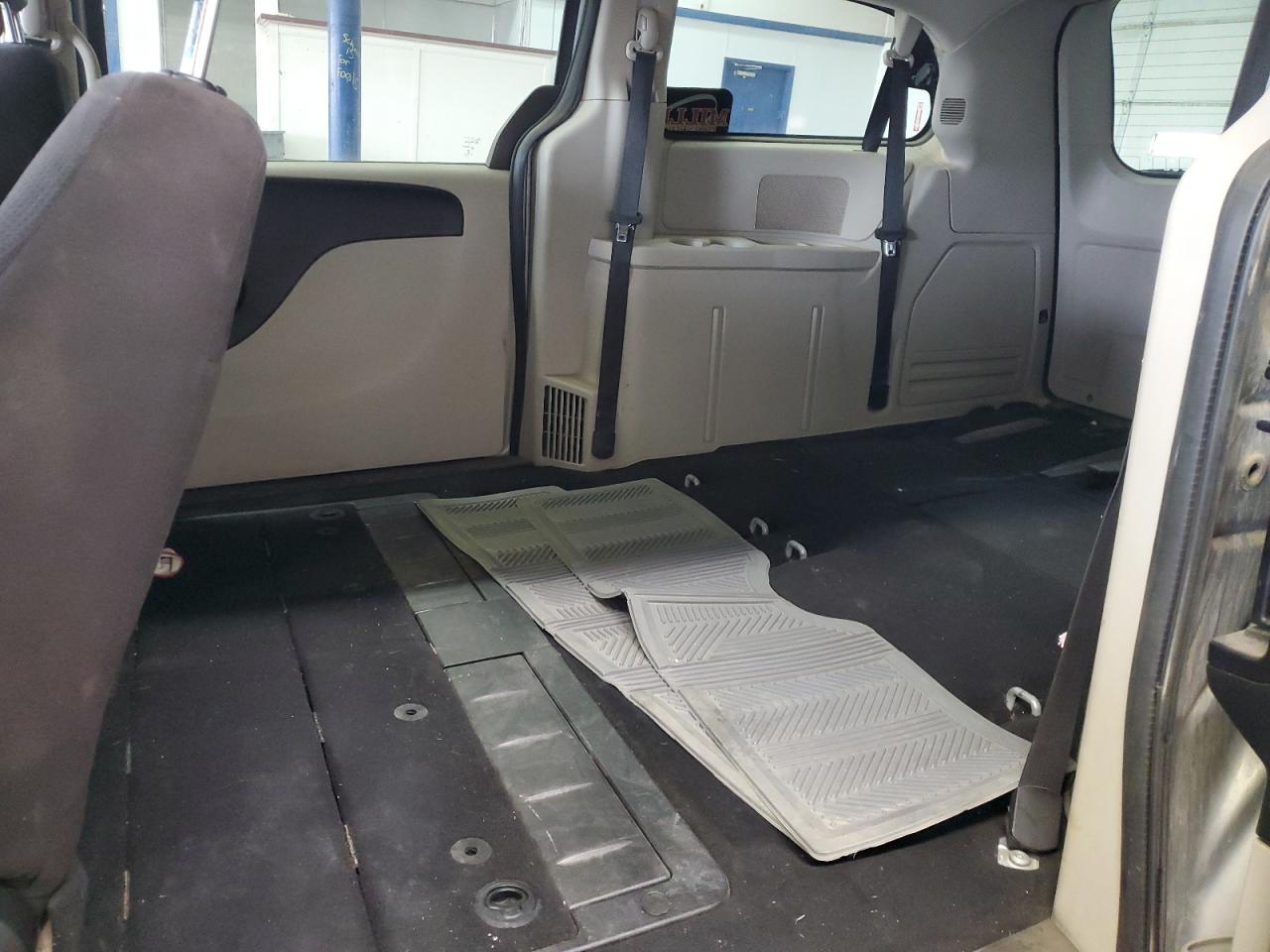 2014 Dodge Grand Caravan Sxt - zdjęcie 11