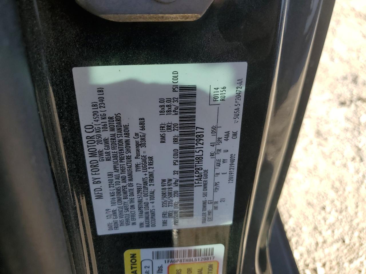 2020 Ford Mustang - zdjęcie 12