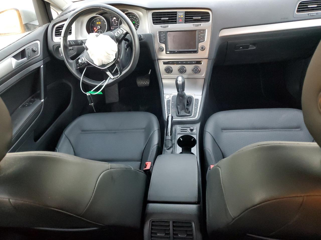 2016 Volkswagen Golf Sportwagen S - zdjęcie 8