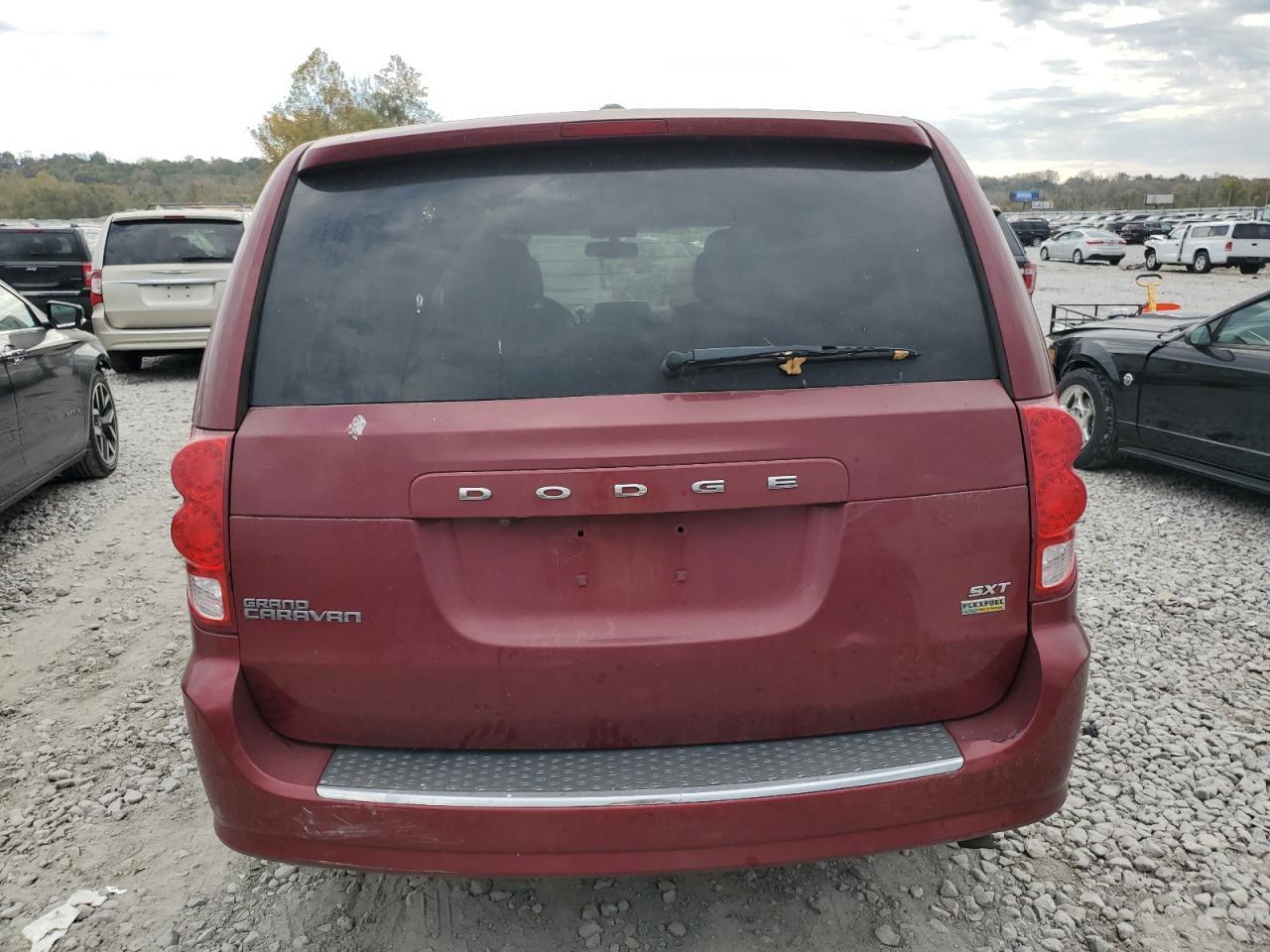 2014 Dodge Grand Caravan Sxt - zdjęcie 6