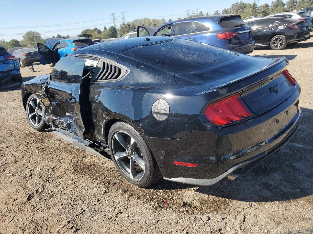 2020 Ford Mustang - zdjęcie 2