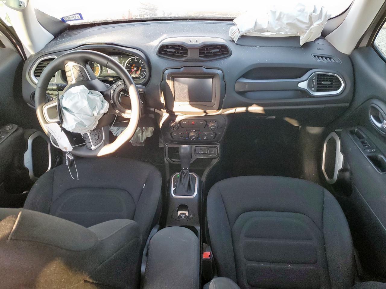 2020 Jeep Renegade - zdjęcie 8