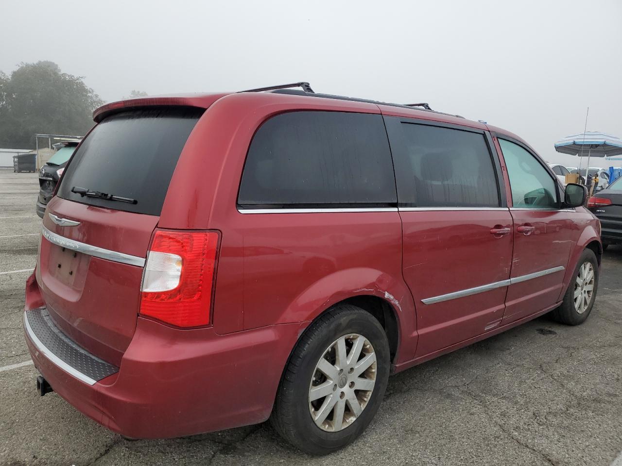 2014 Chrysler Town & Country Touring - zdjęcie 3