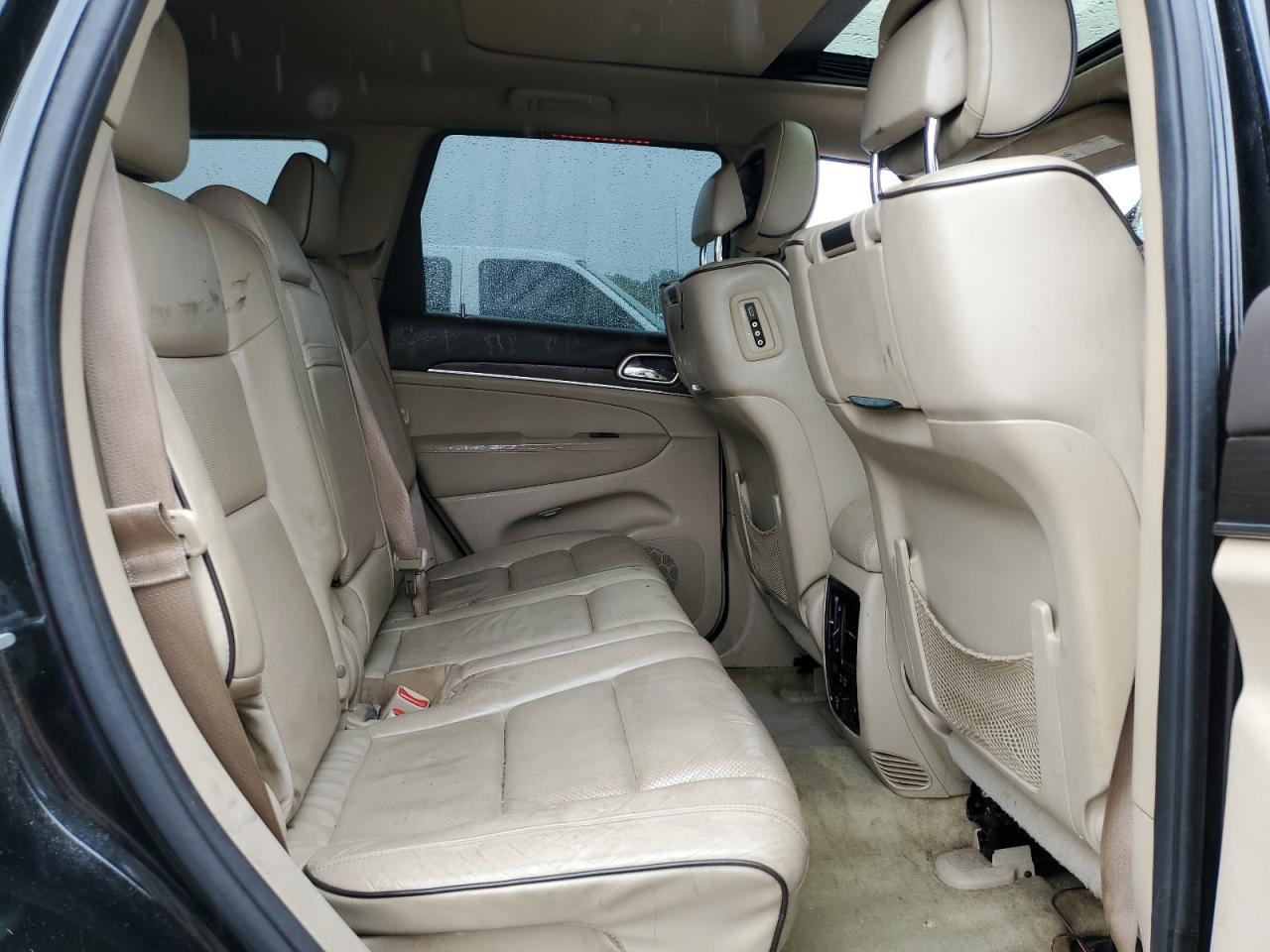 2015 Jeep Grand Cherokee - zdjęcie 11