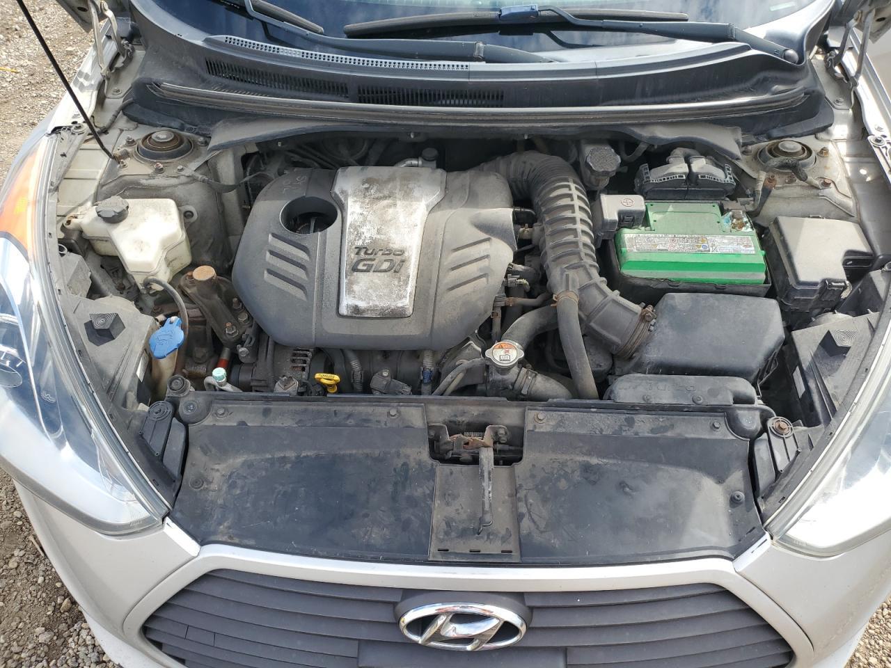 2013 Hyundai Veloster Turbo - zdjęcie 11