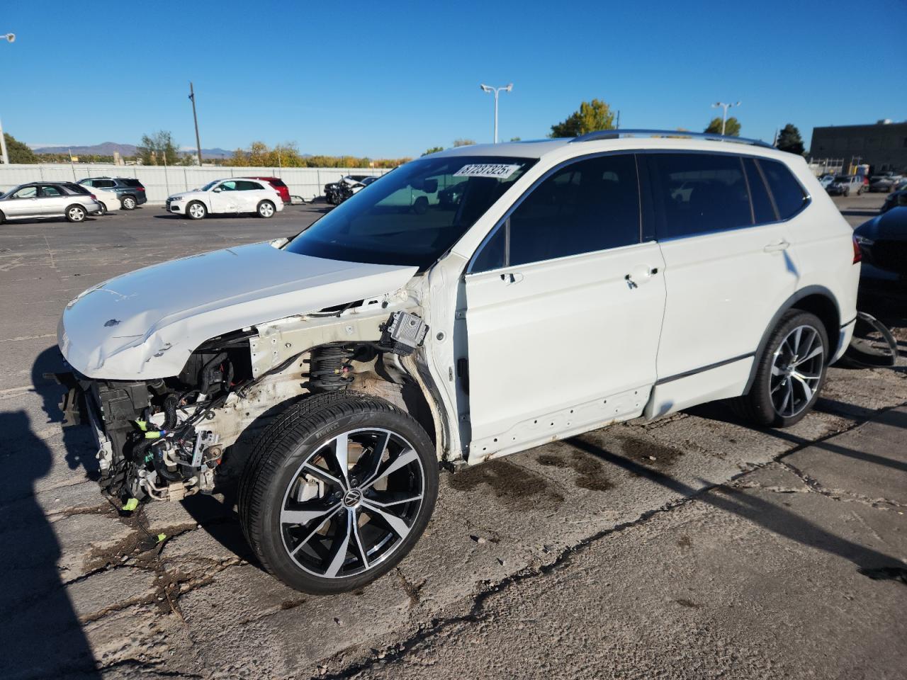 2022 Volkswagen Tiguan - zdjęcie główne