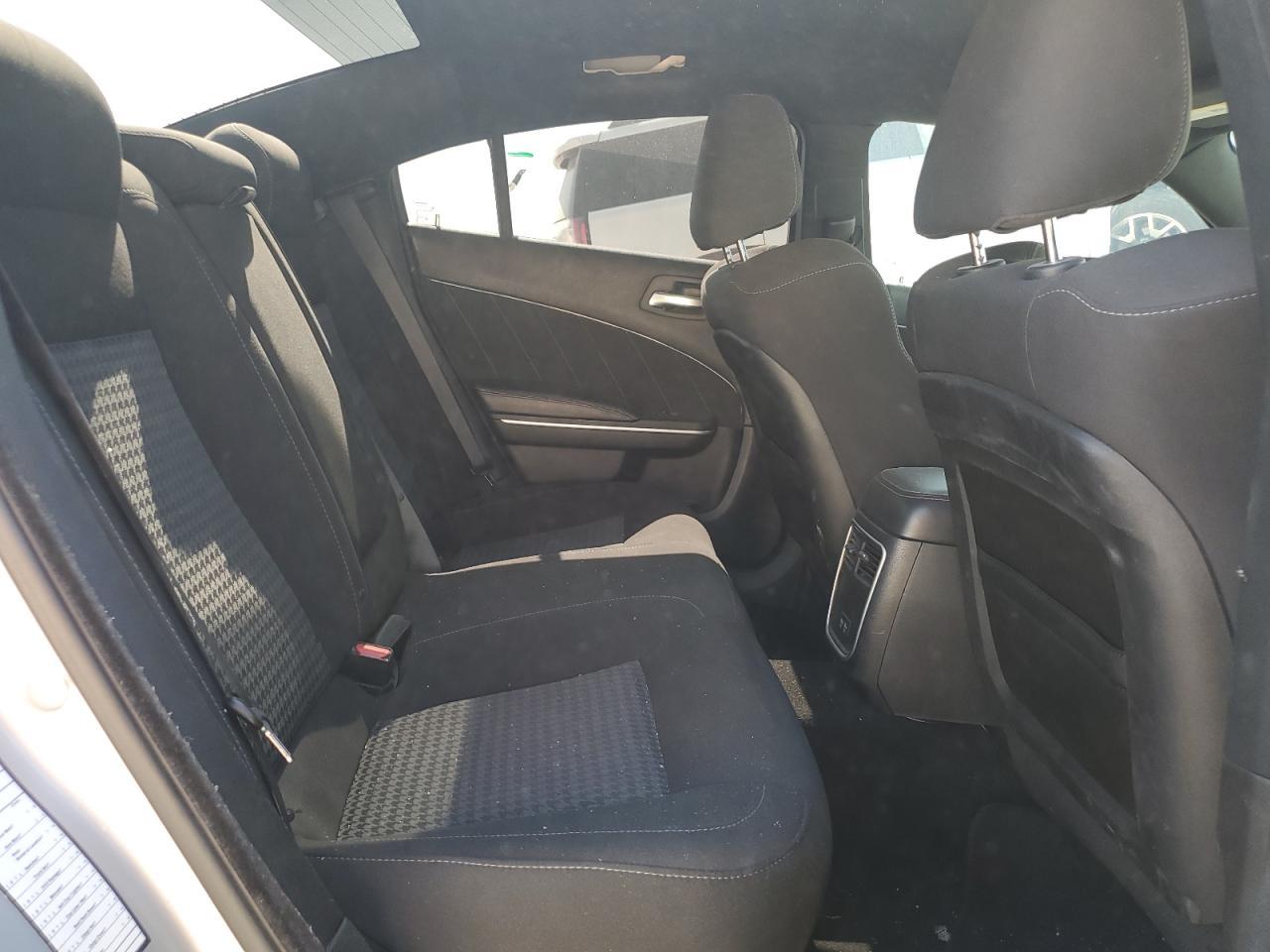 2021 Dodge Charger - zdjęcie 10