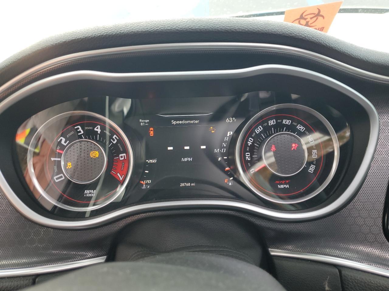2015 Dodge Challenger - zdjęcie 9