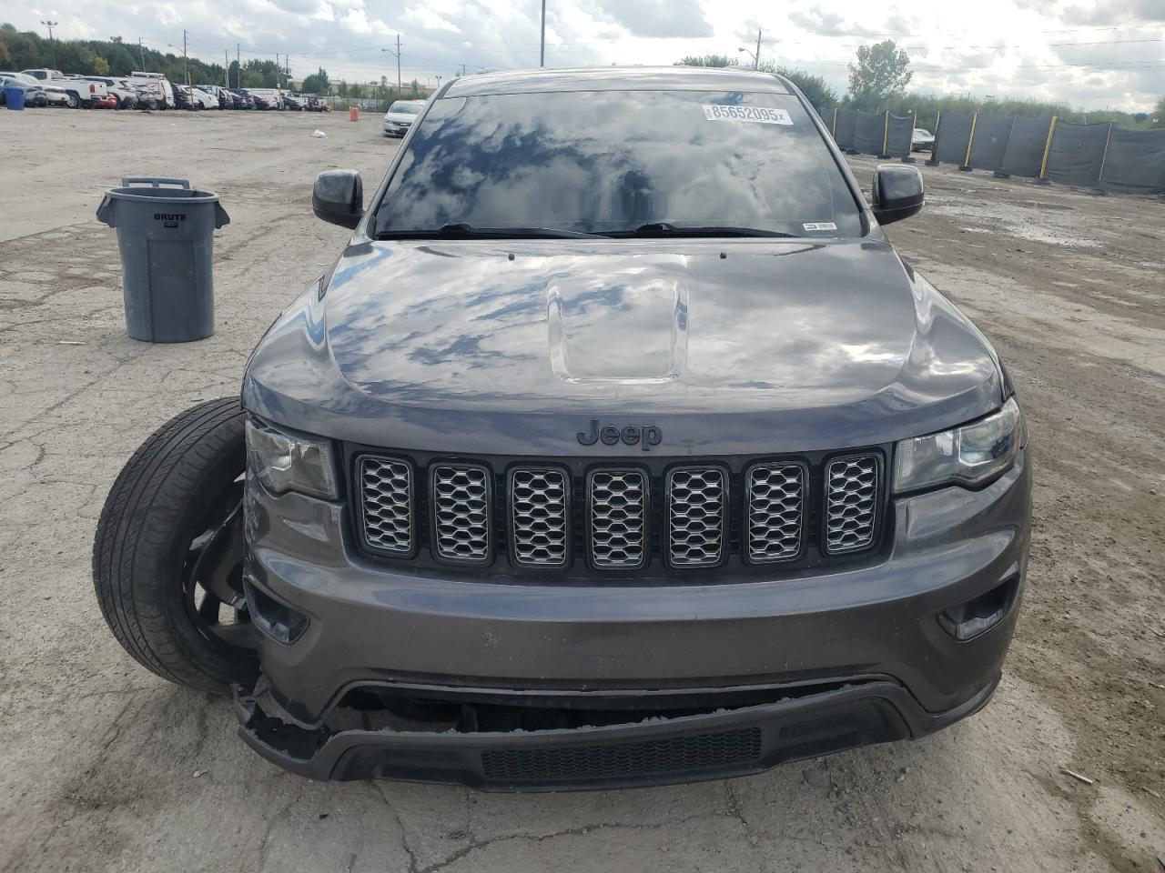2018 Jeep Cherokee - zdjęcie 5