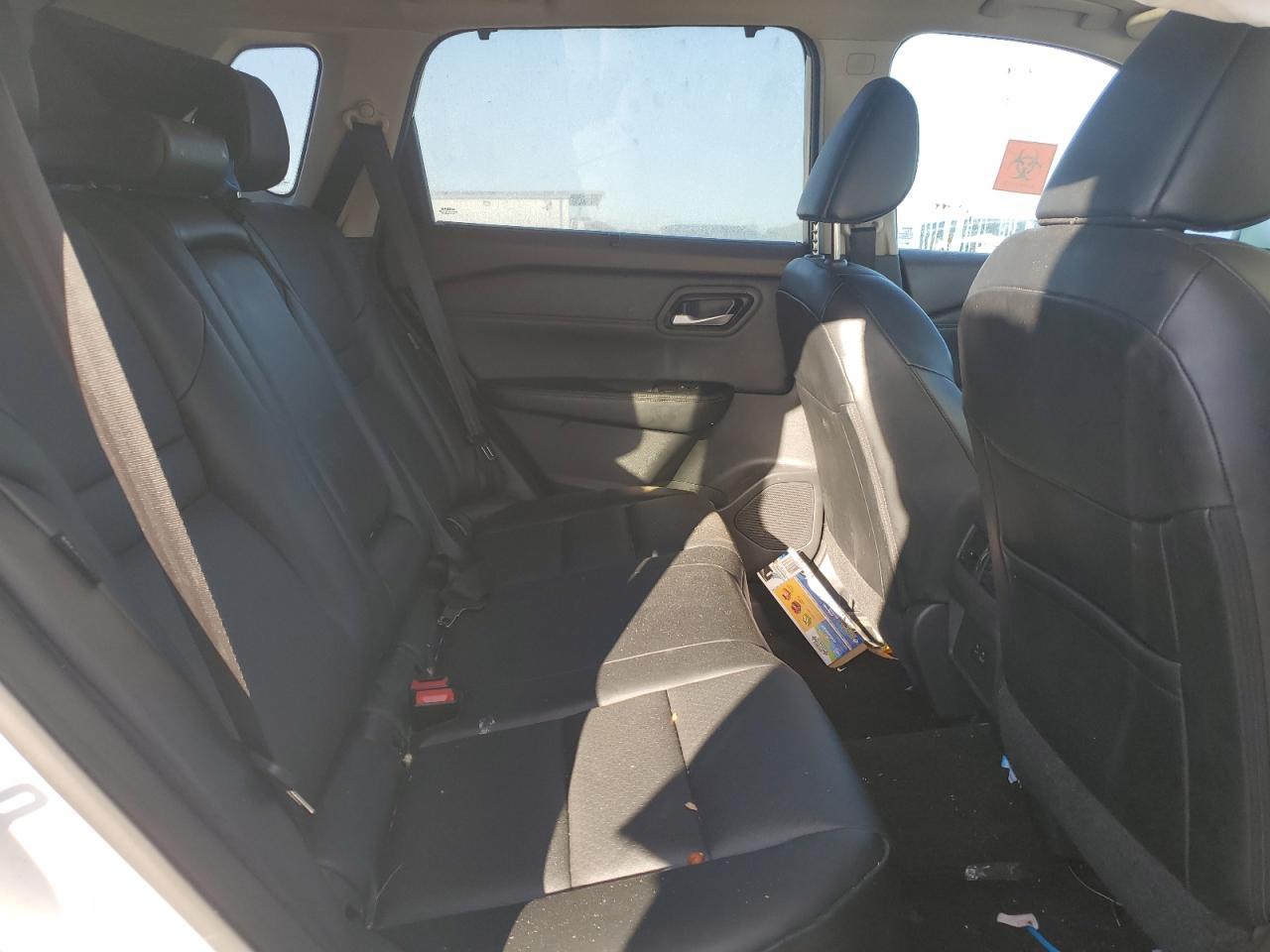 2023 Nissan Rogue Sv - zdjęcie 11