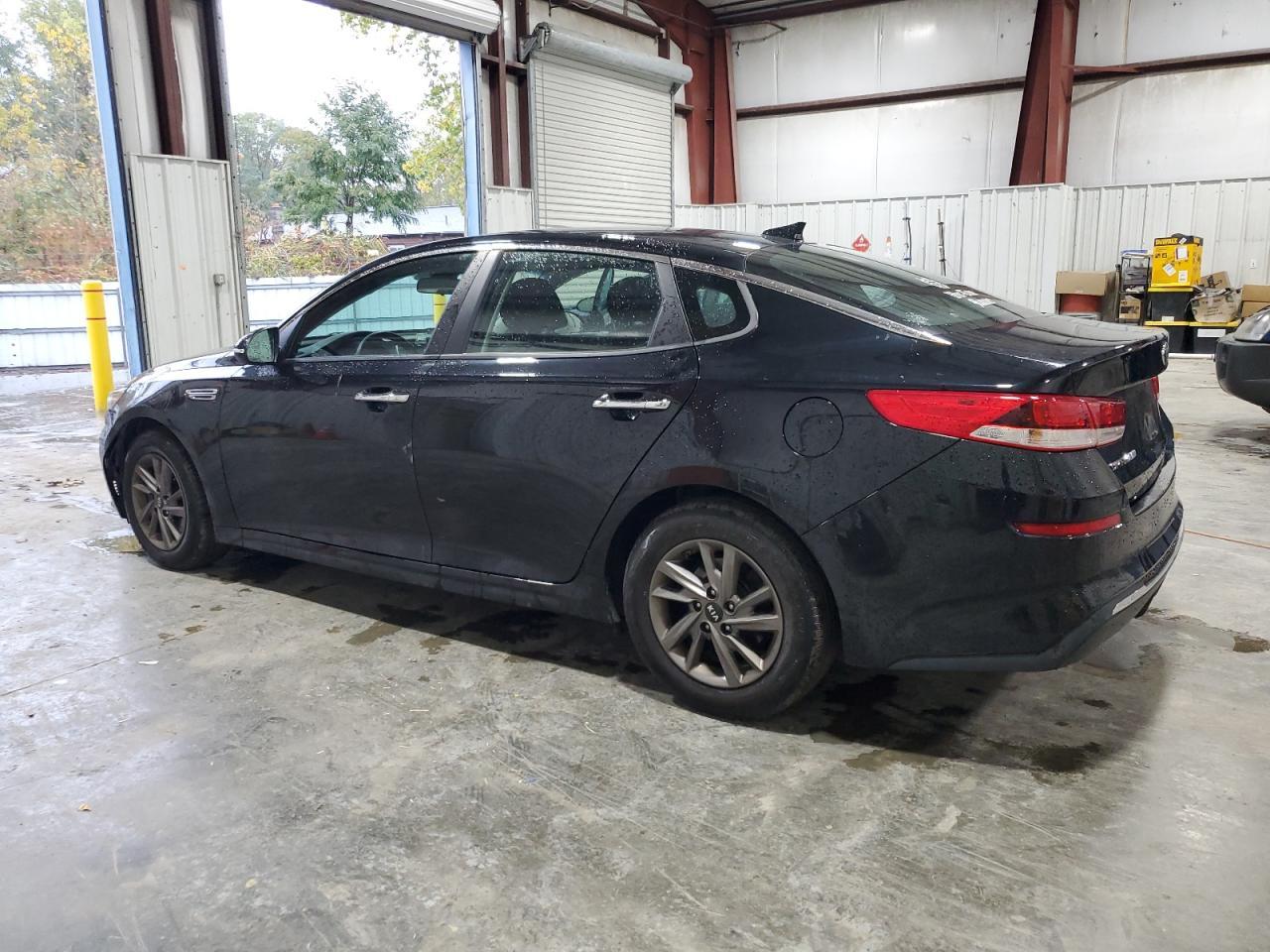 2020 Kia Optima - zdjęcie 2