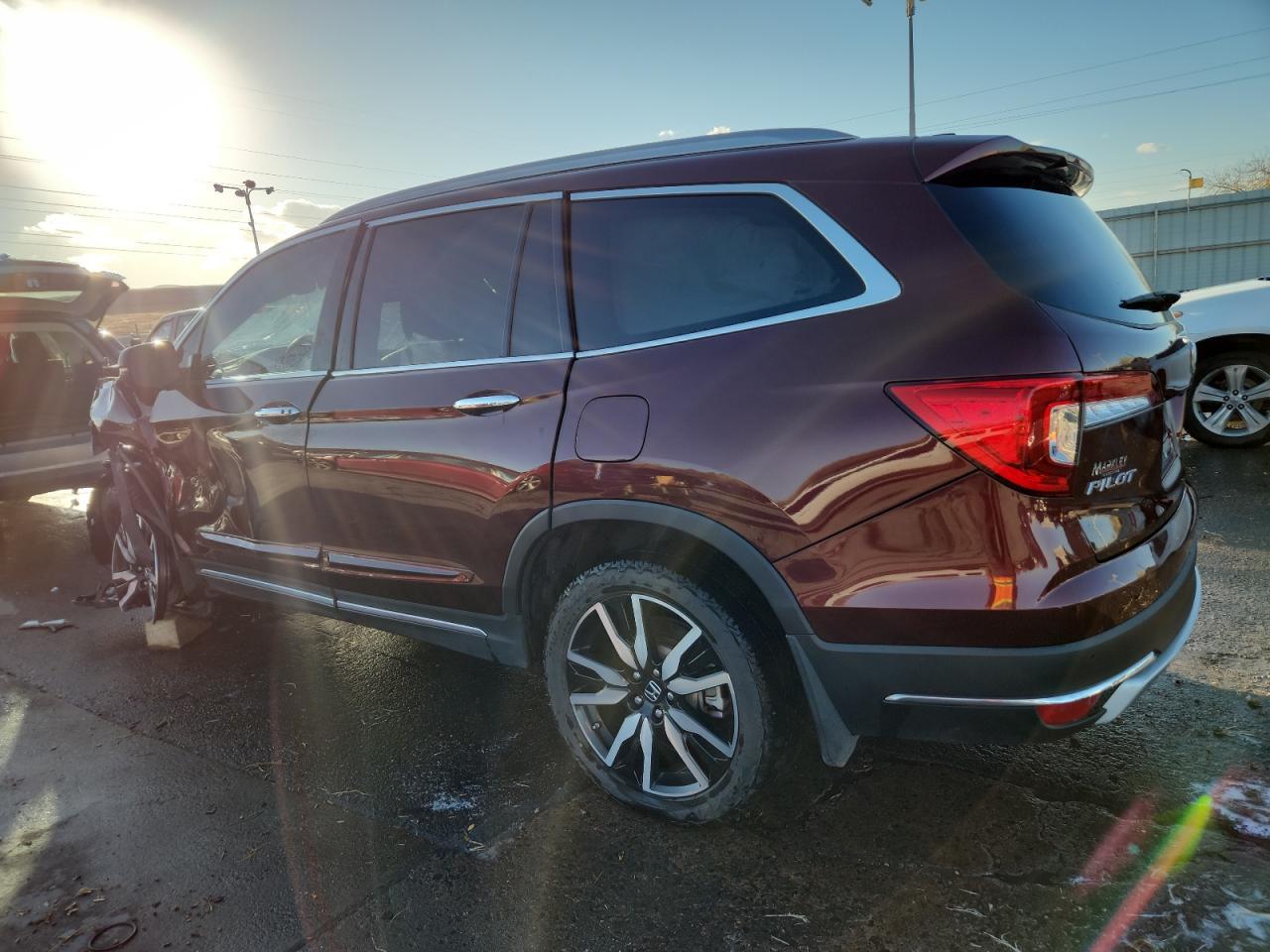2020 Honda Pilot Touring - zdjęcie 2