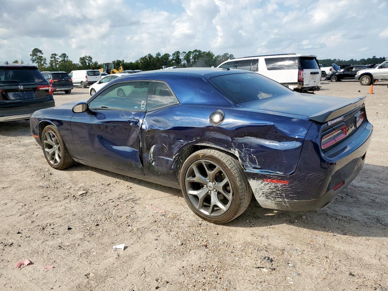 2017 Dodge Challenger Sxt - zdjęcie 2