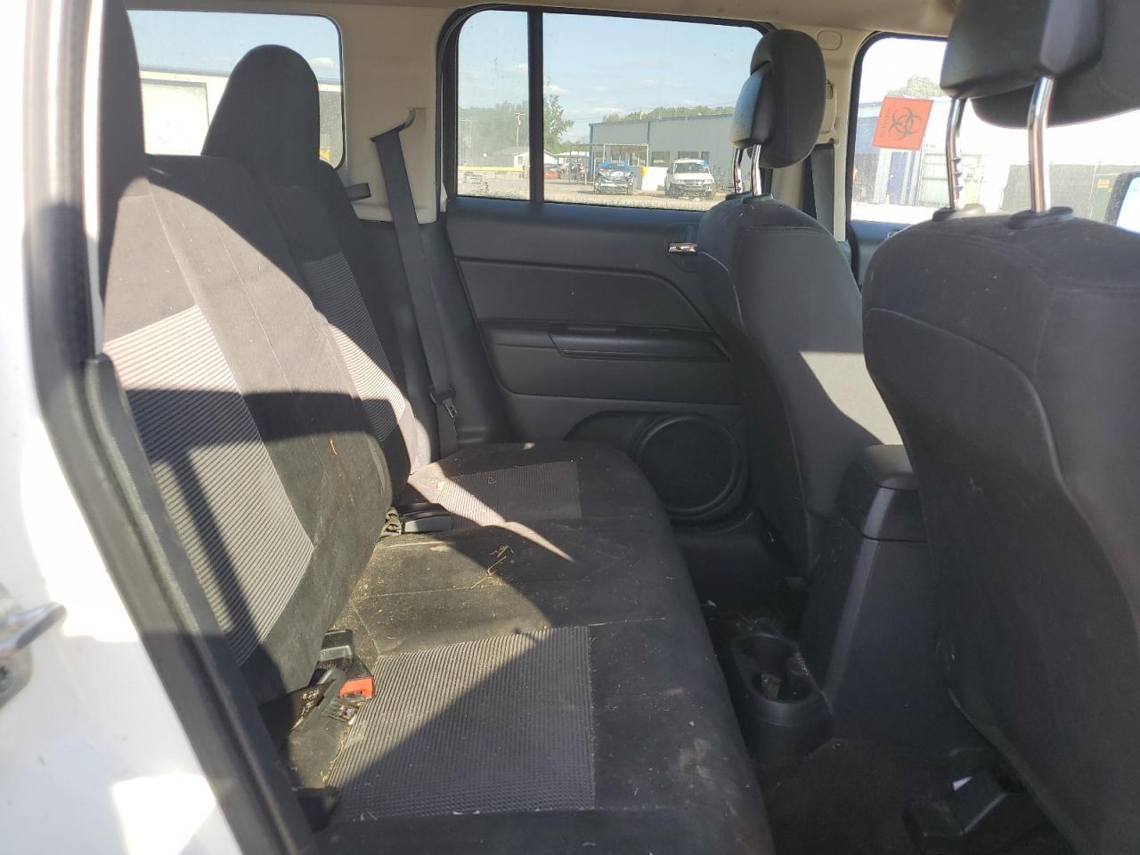 2014 Jeep Patriot - zdjęcie 11