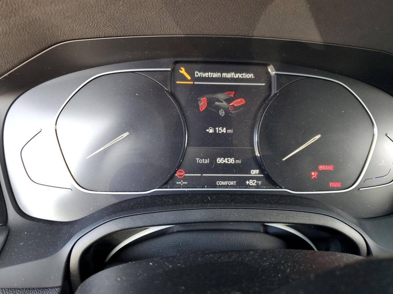 2021 BMW M440Xi - zdjęcie 9