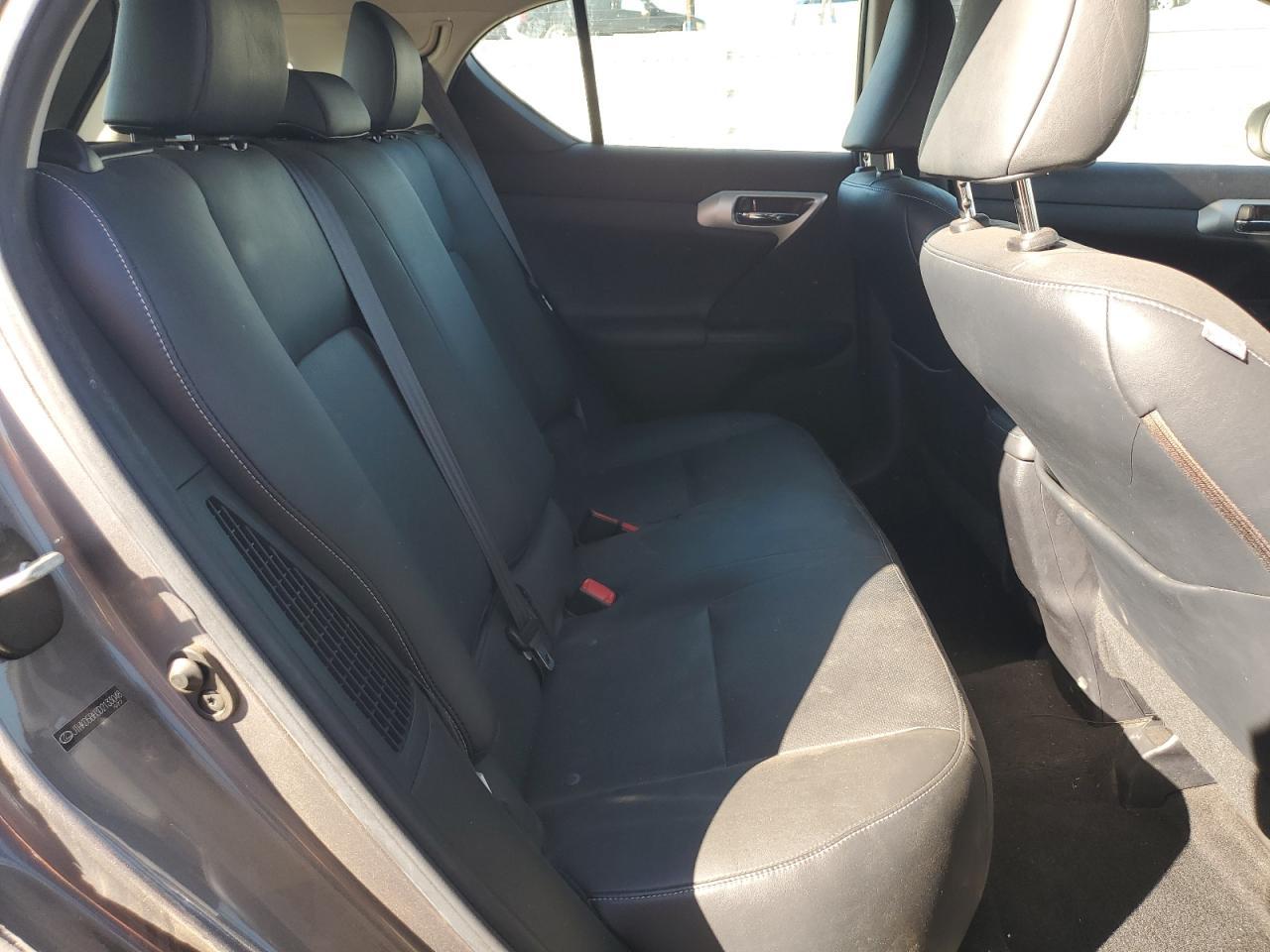 2013 Lexus CT - zdjęcie 10