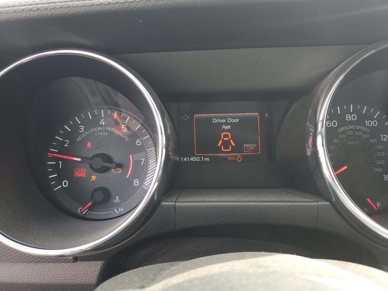 2015 Ford Mustang - zdjęcie 9