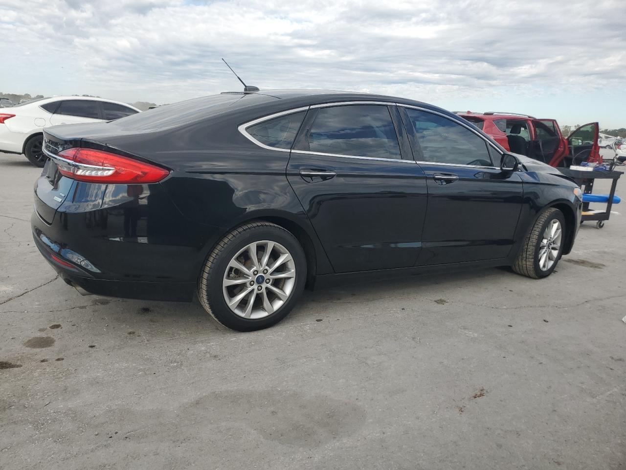 2017 Ford Fusion Se - zdjęcie 3