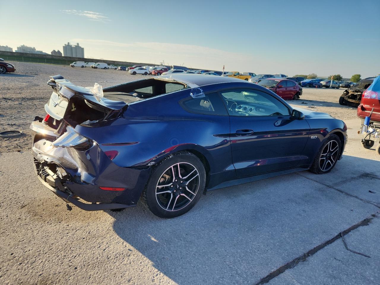 2018 Ford Mustang Gt - zdjęcie 3