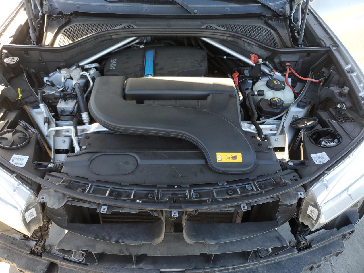 2016 BMW X5 - zdjęcie 12