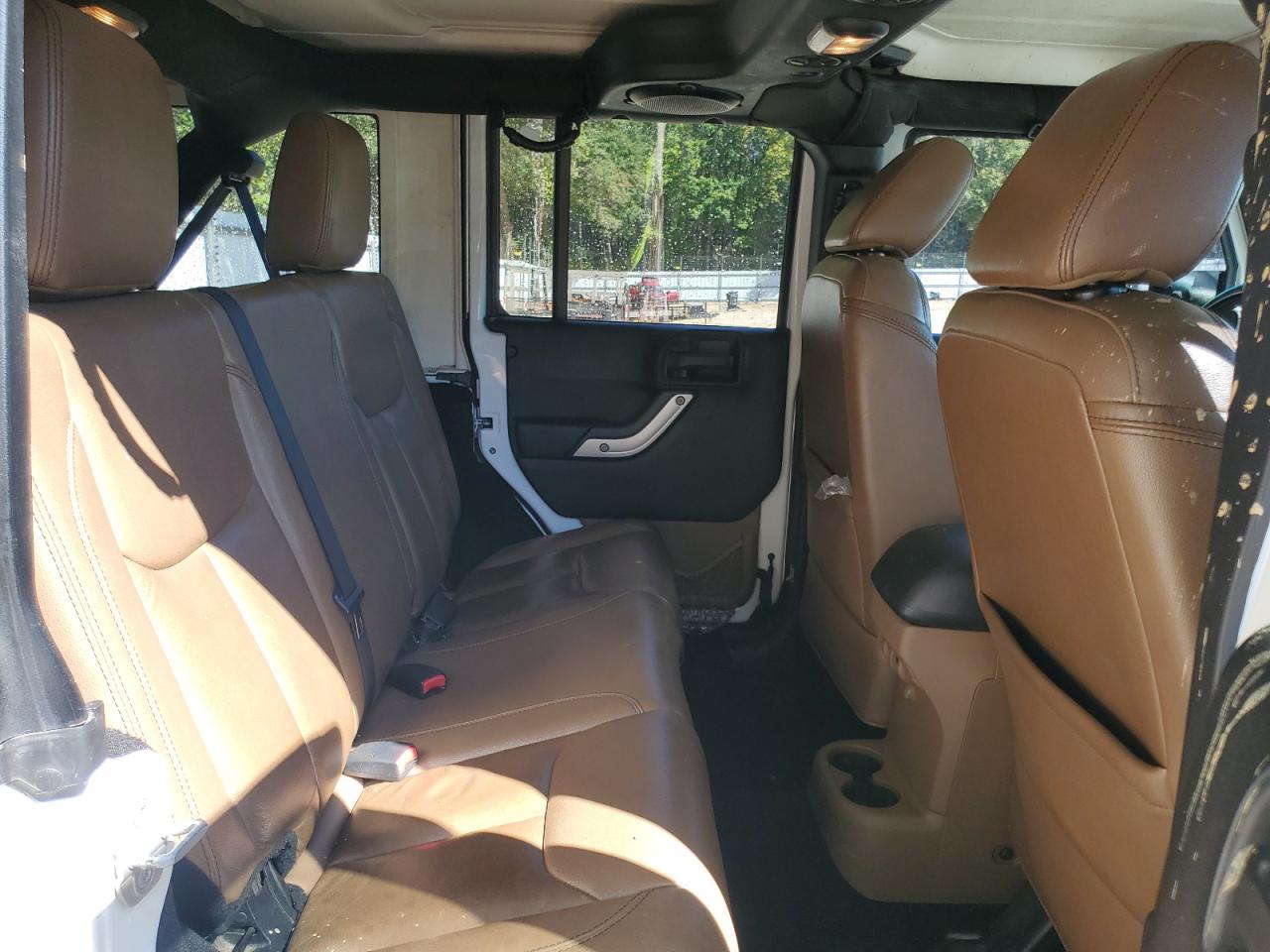 2013 Jeep Wrangler - zdjęcie 10