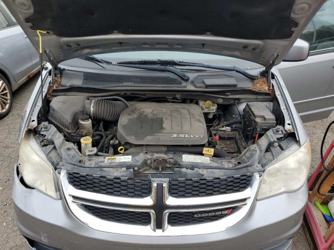 2013 Dodge Grand Caravan Sxt - zdjęcie 12