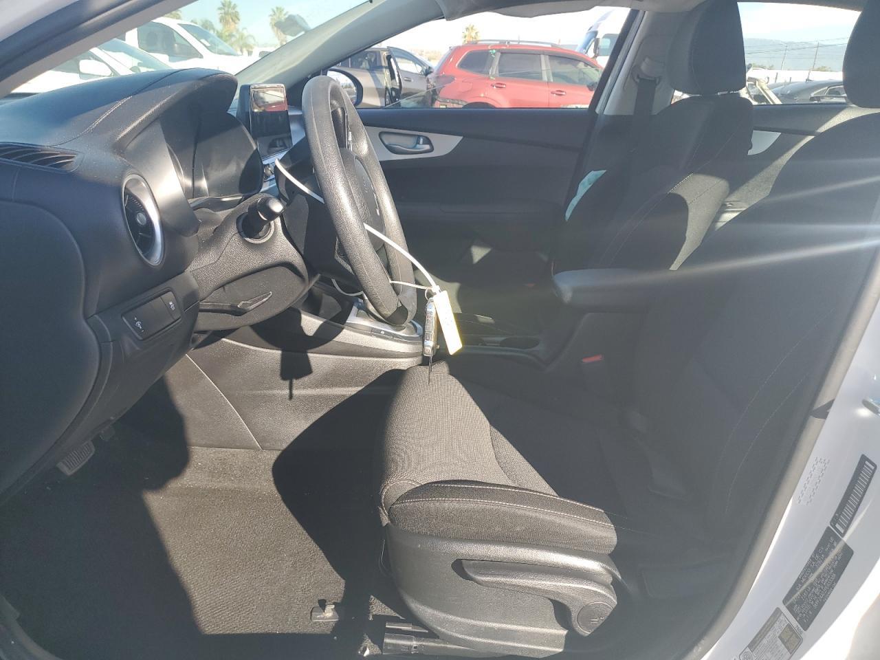 2023 Kia Forte - zdjęcie 7