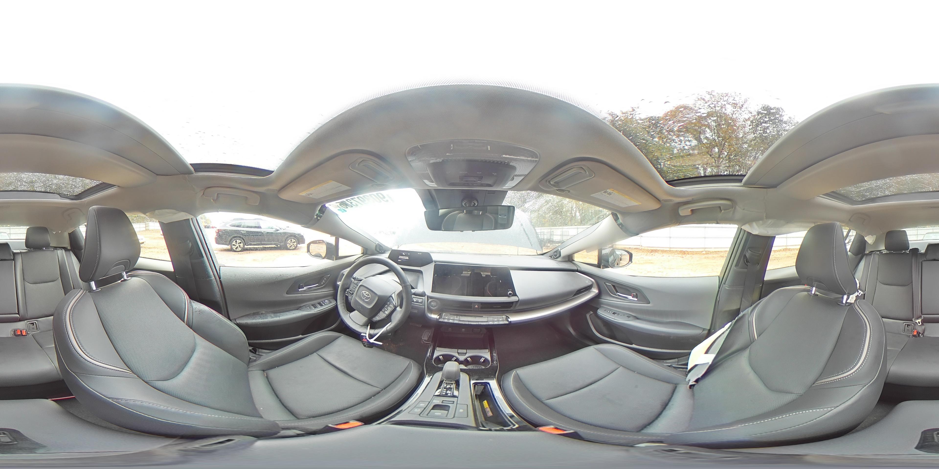 2024 Toyota Prius - zdjęcie 14