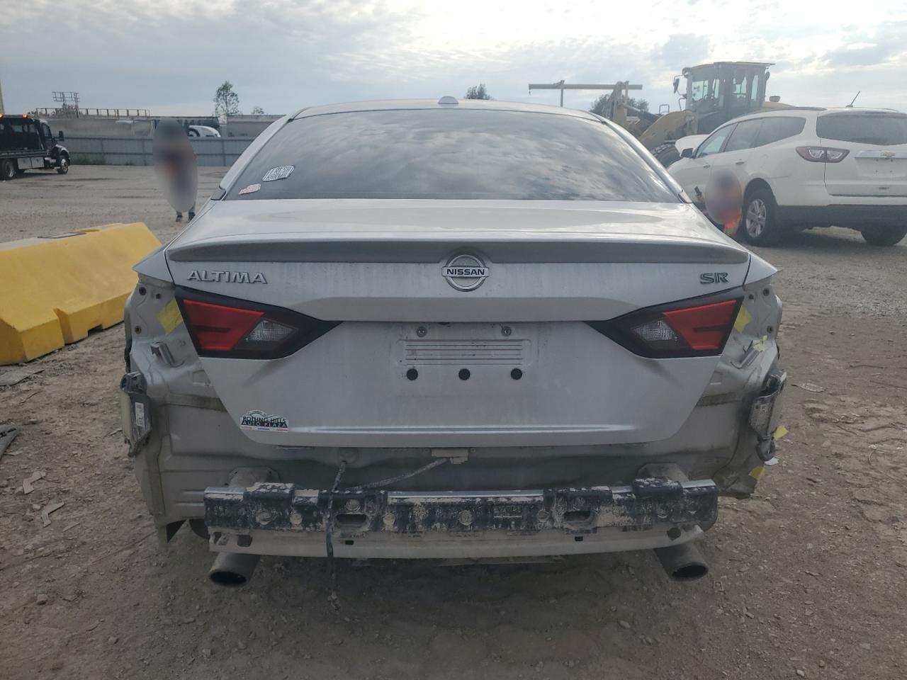 2020 Nissan Altima Sr - zdjęcie 6