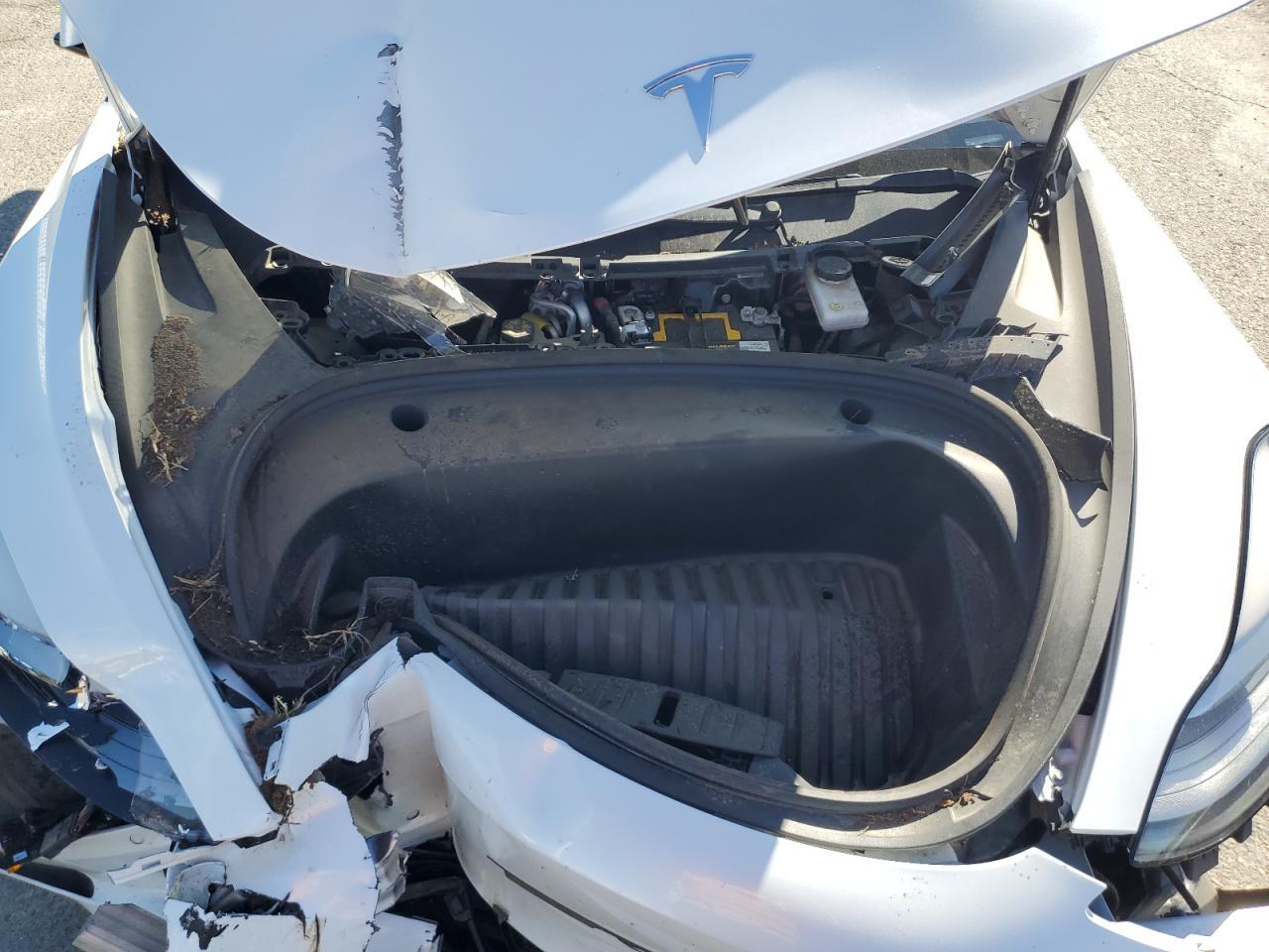 2021 Tesla Model 3 - zdjęcie 11