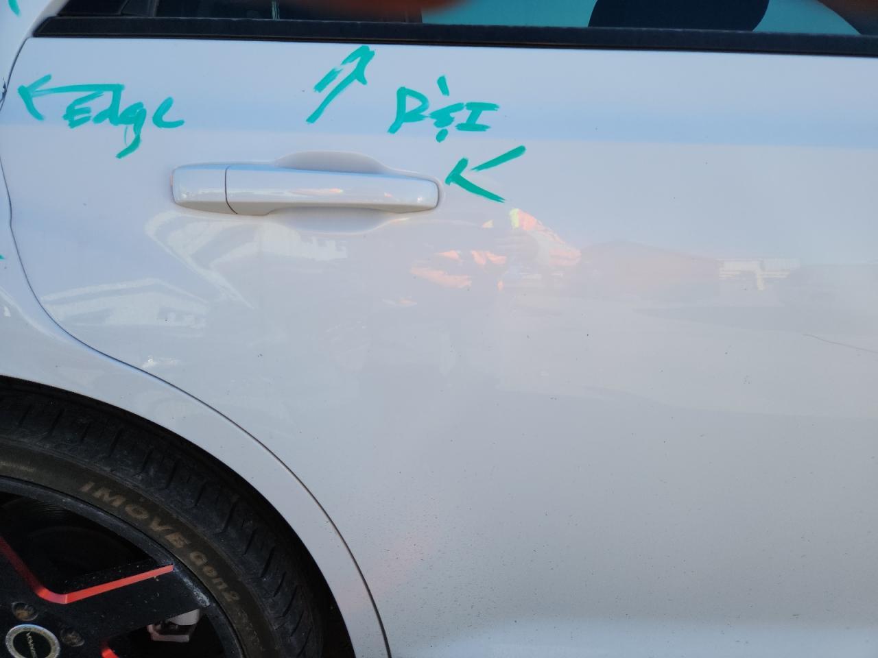 2019 Chrysler 300 Touring - zdjęcie 10