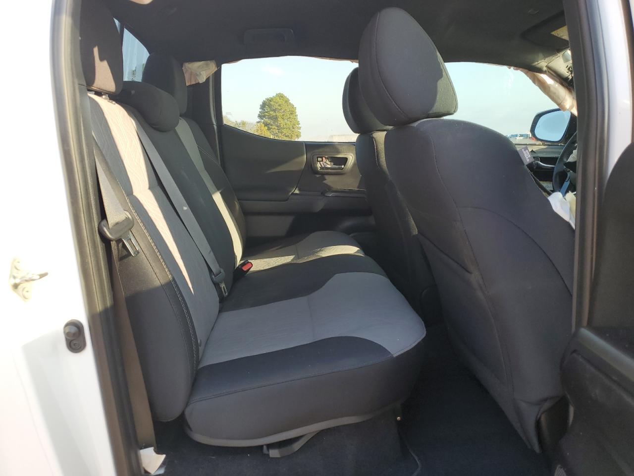 2020 Toyota Tacoma - zdjęcie 10