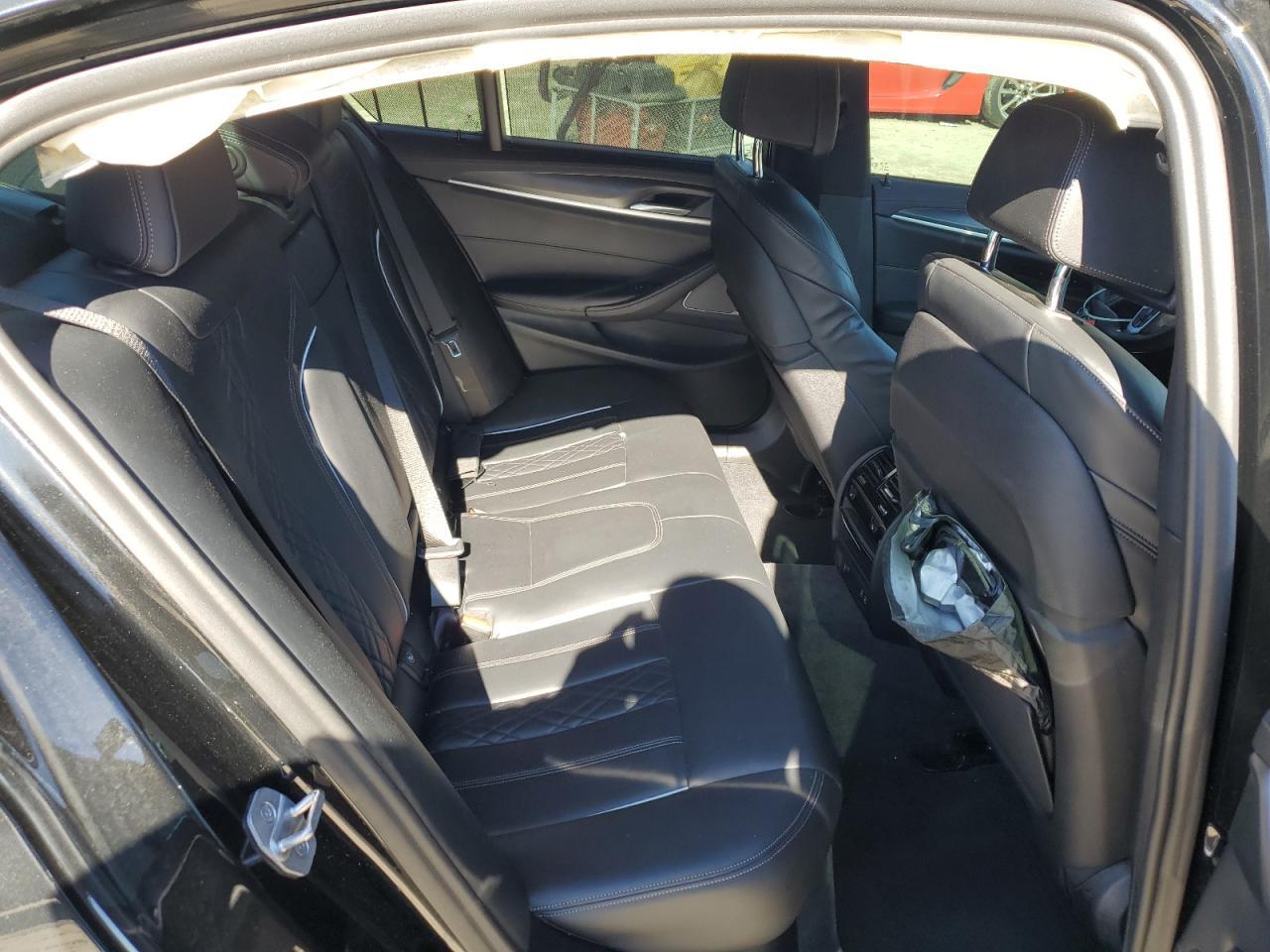 2022 BMW Motorrad M550Xi - zdjęcie 10