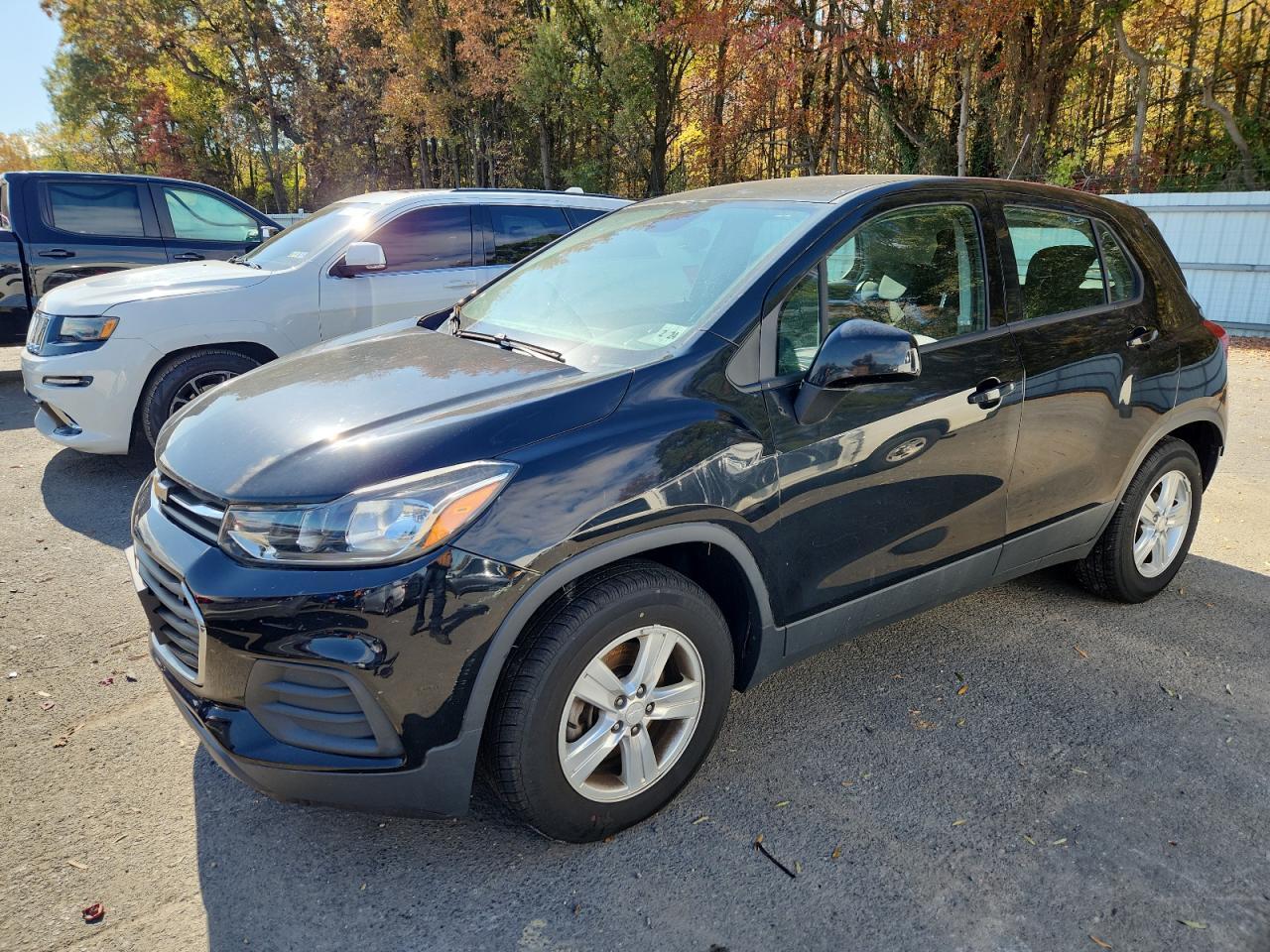 2019 Chevrolet Trax Ls - zdjęcie główne